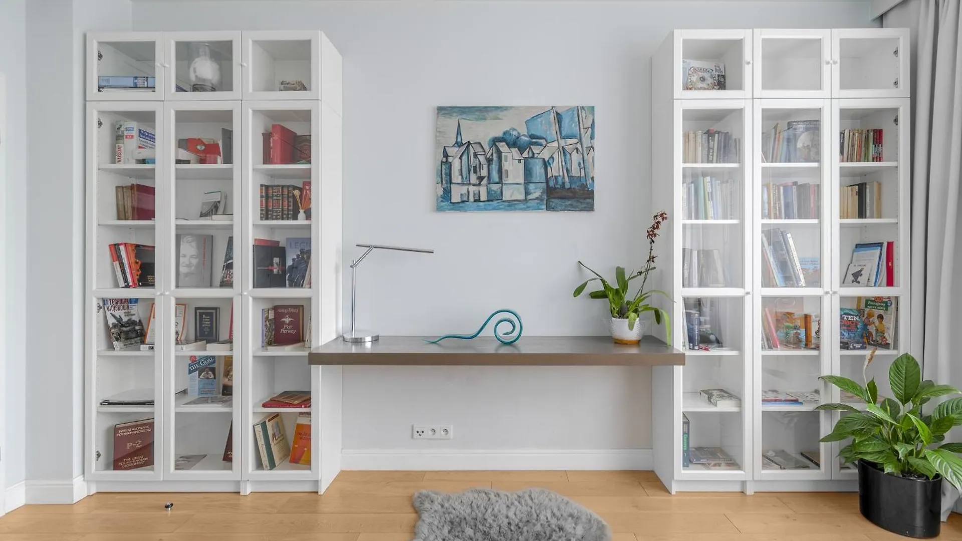Unitapartament Delux Warszawa Centrum Blisko Plac Zbawiciela Hala Koszyki Metro Politechnika Jest To Elegancki I Wygodny Apartament Na Noclegi I Pobyt W Warszawie - Zapraszamy 0*, ワルシャワ ポーランド