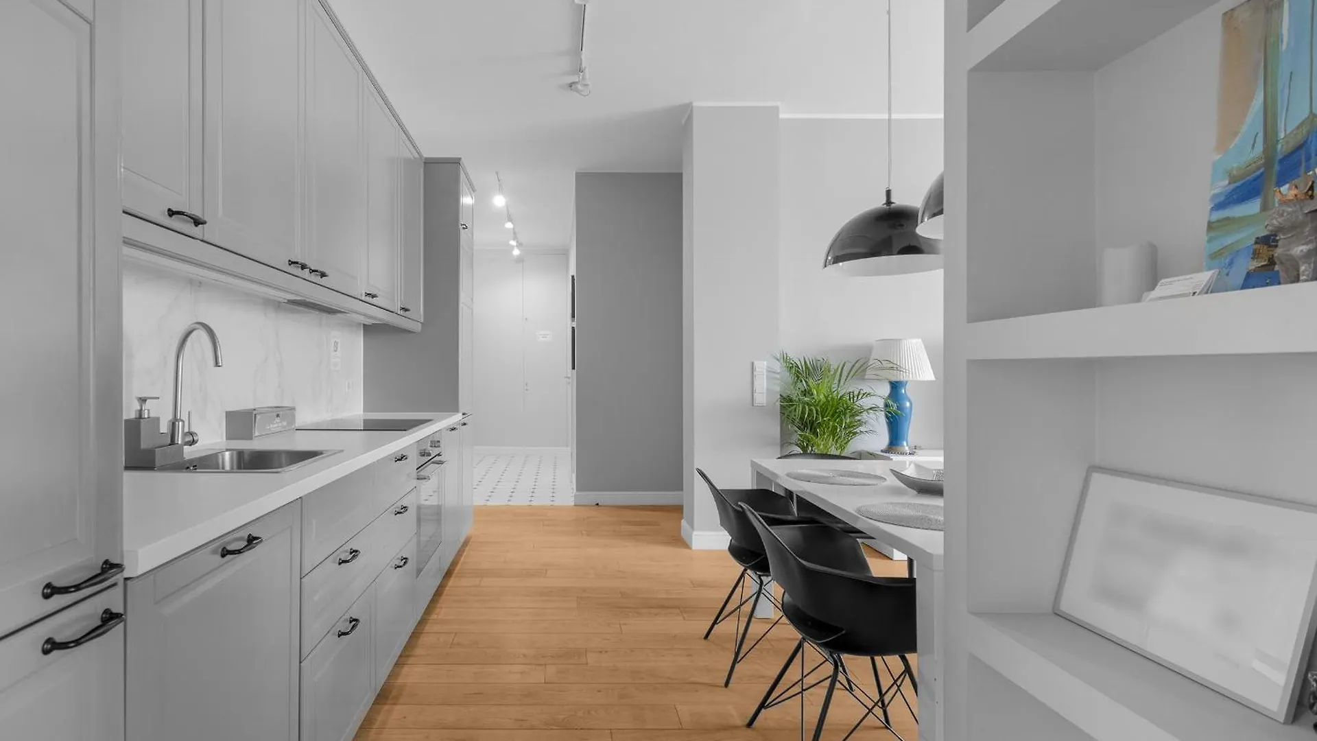 Unitapartament Delux Warszawa Centrum Blisko Plac Zbawiciela Hala Koszyki Metro Politechnika Jest To Elegancki I Wygodny Apartament Na Noclegi I Pobyt W Warszawie - Zapraszamy 0*, ワルシャワ